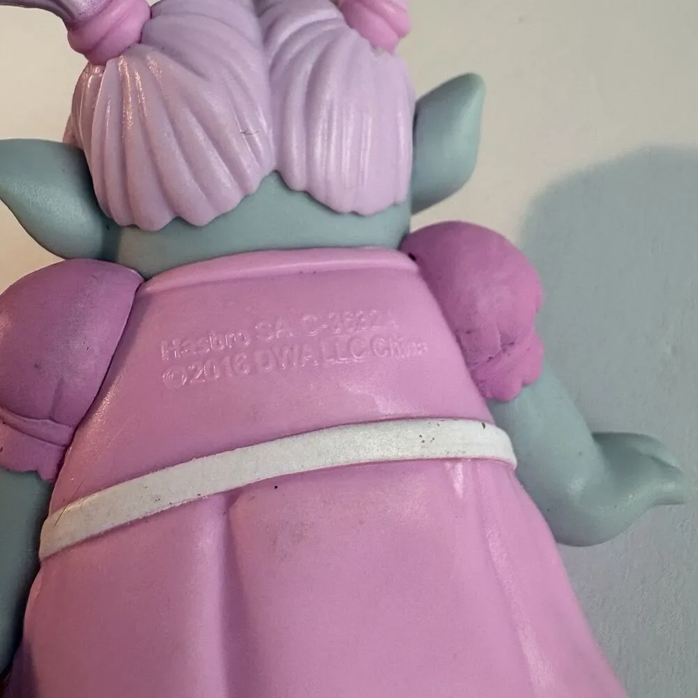 Hasbro DreamWorks Trolls BRIDGET Figure collectible PVC plastic 3.5” Cake Topper